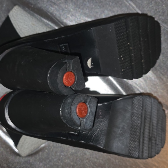 Hunter Boots Sweatshirt free w/purchase - Picture 6 of 14